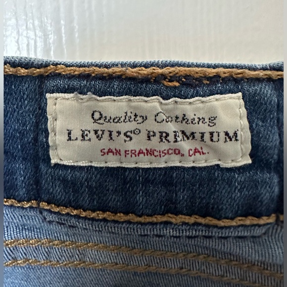 Levi’s 710 Super Skinny Jeans - Picture 4 of 4